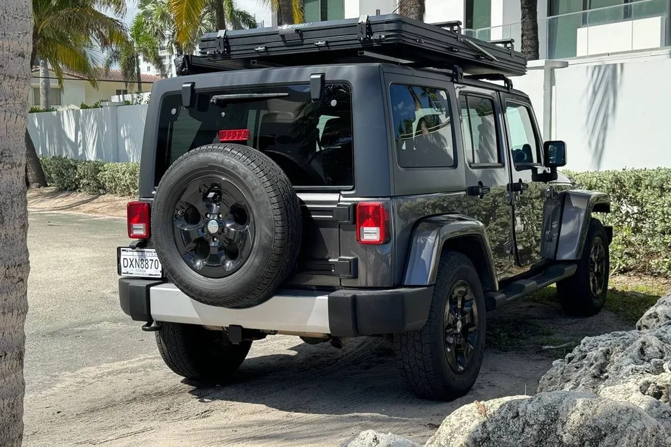 Wrangler 4x4 Rooftop Tent Adventure Camper