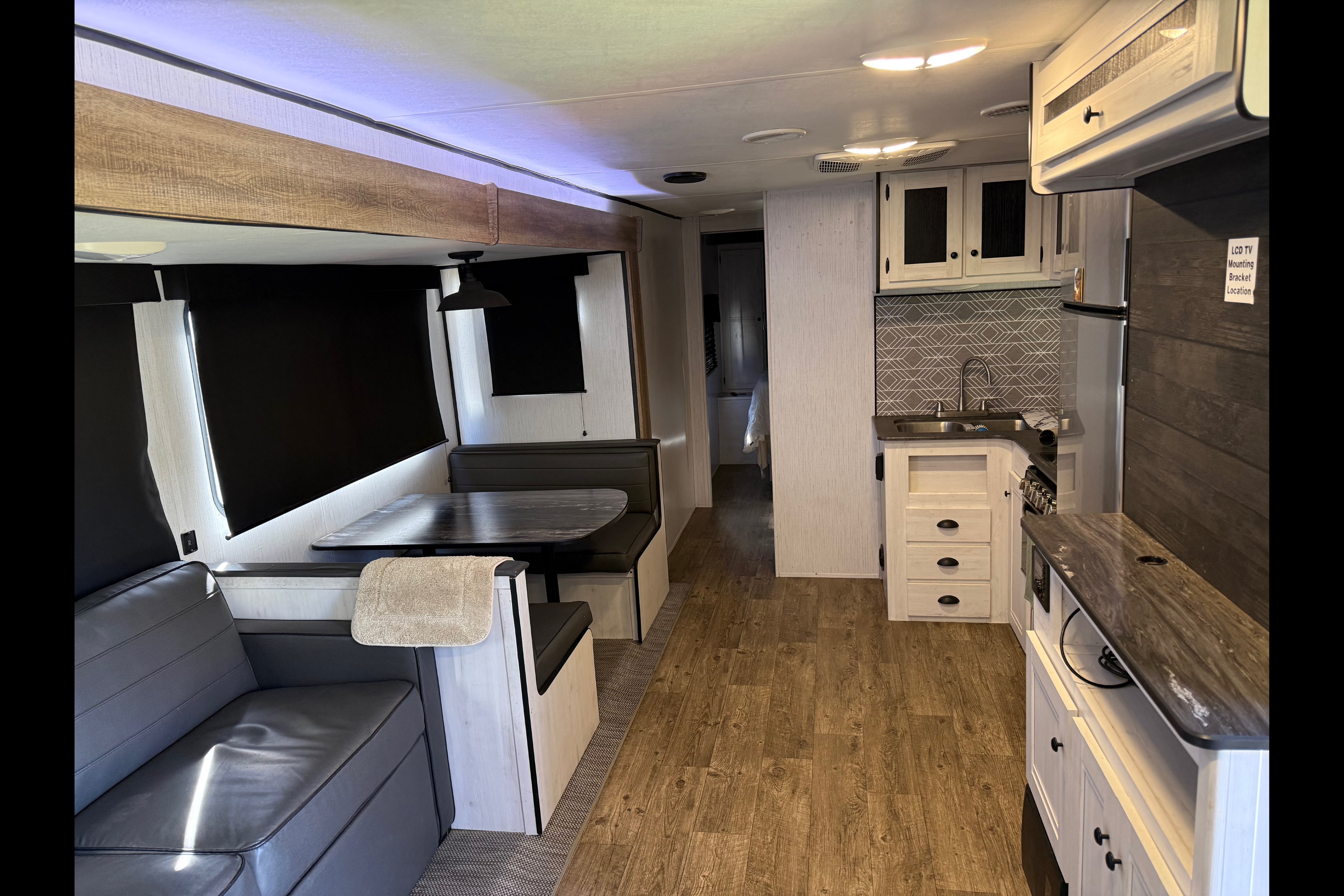 Eddie’s Pet Friendly Heartland Trail Runner Travel Trailer
