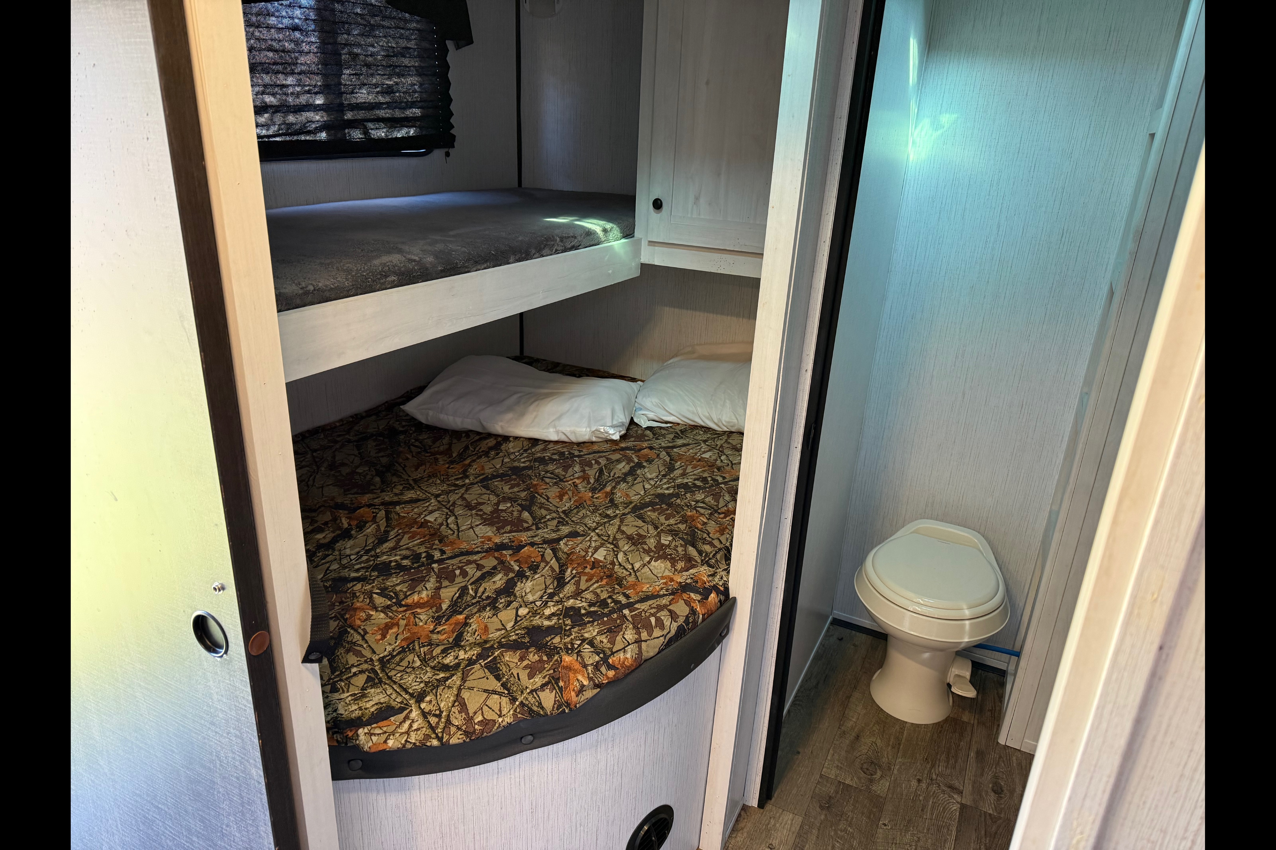 Eddie’s Pet Friendly Heartland Trail Runner Travel Trailer