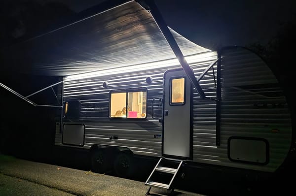 New Jayco with Double Bunks + Murphy Bed – Easy Tow, Sleeps 7