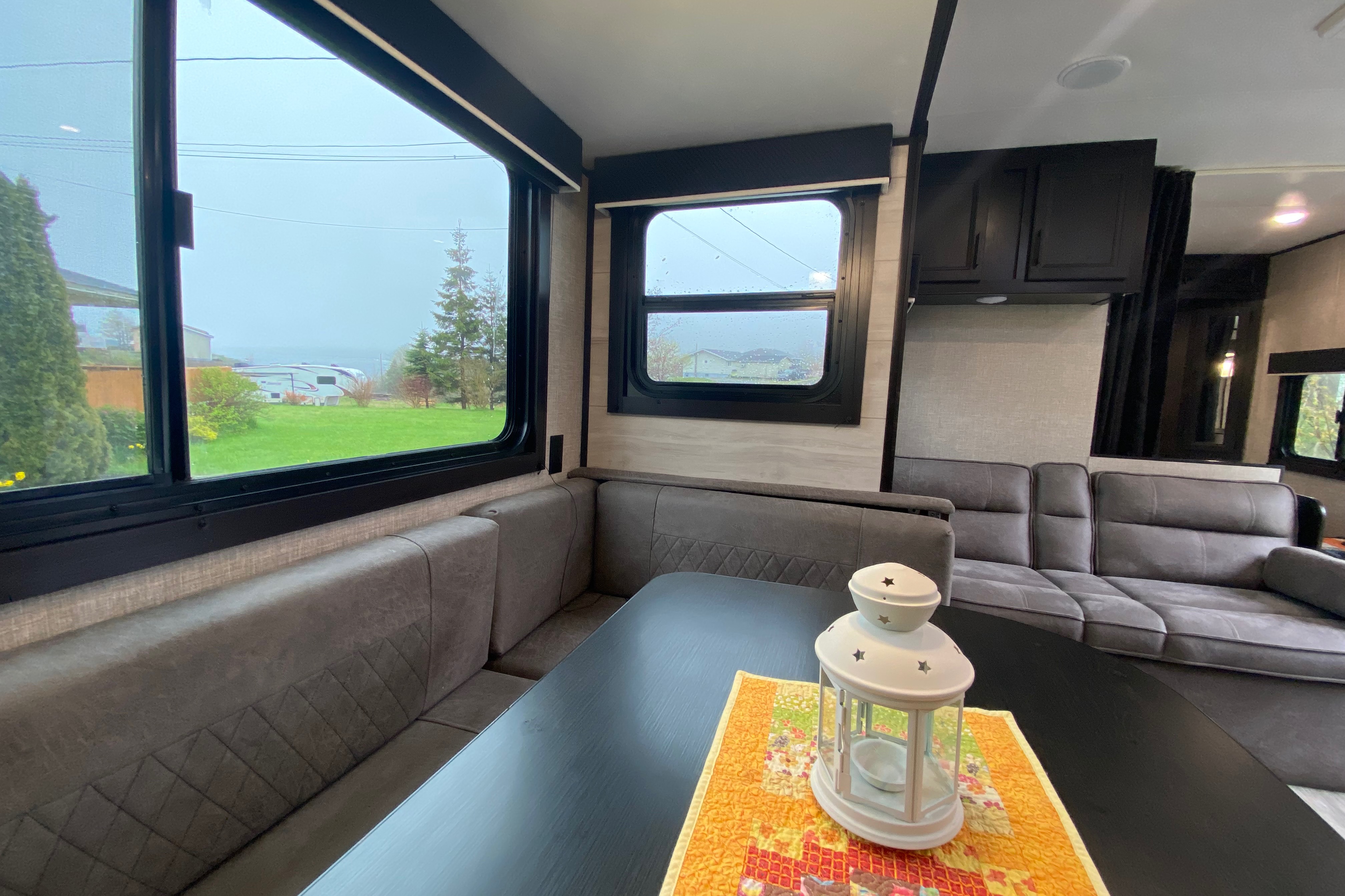 Camp-a-Lot Castle - 2022 Jayco Jay Flight 24RBS