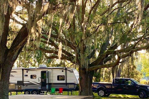 Camp-a-Lot Castle - 2022 Jayco Jay Flight 24RBS