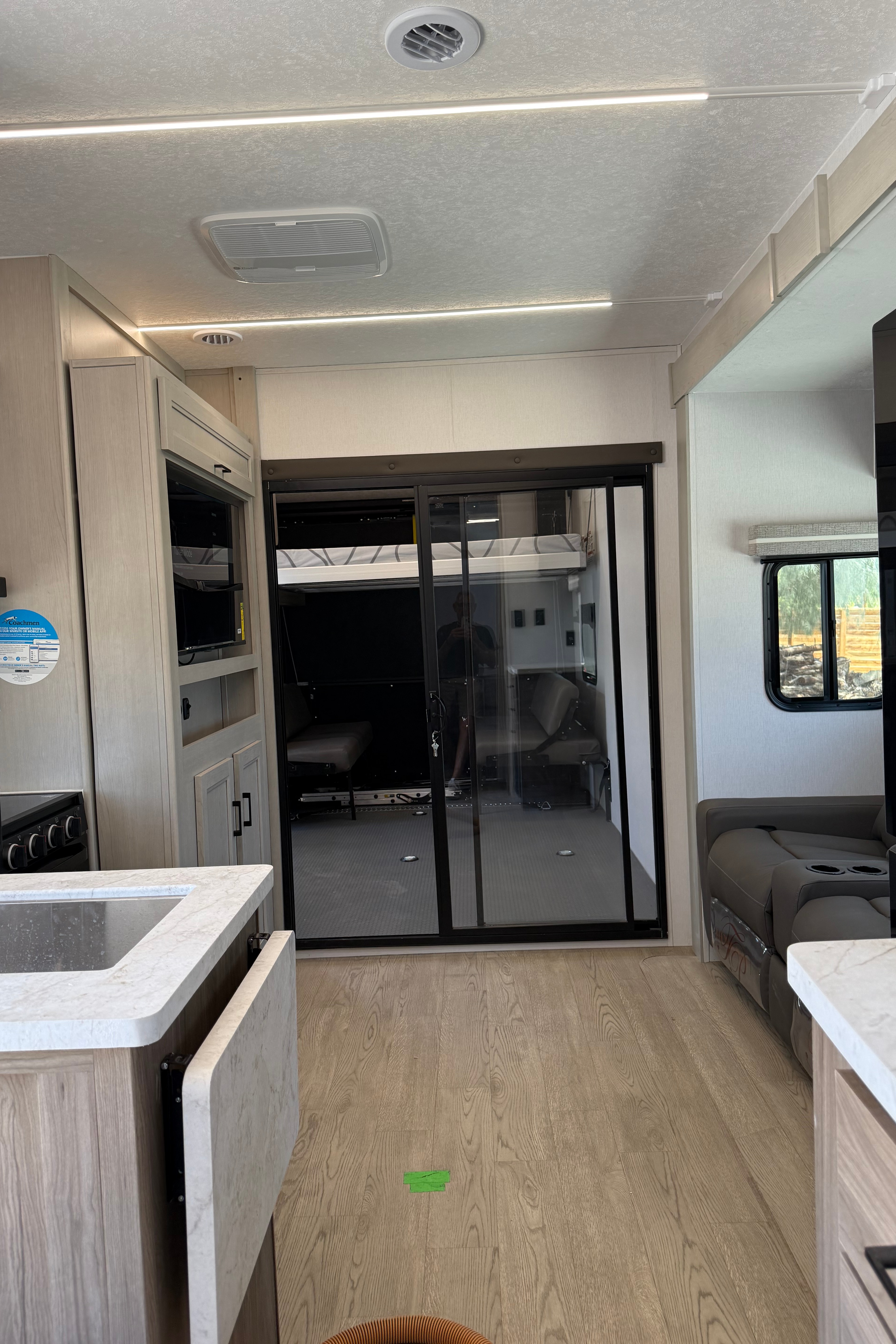 Joe's Coachmen Adrenaline  30GS Toy Hauler