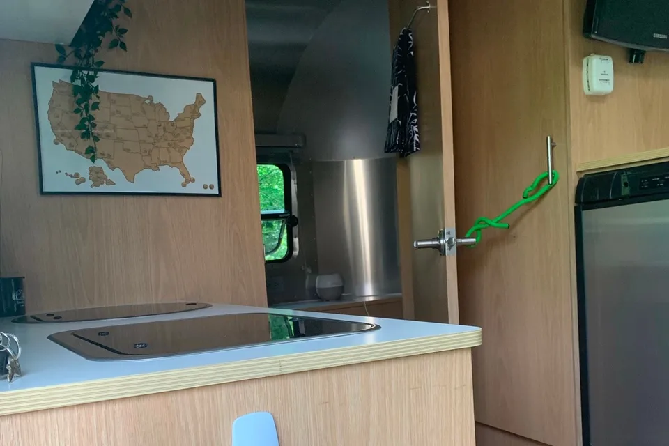 Gunnar the Airstream 