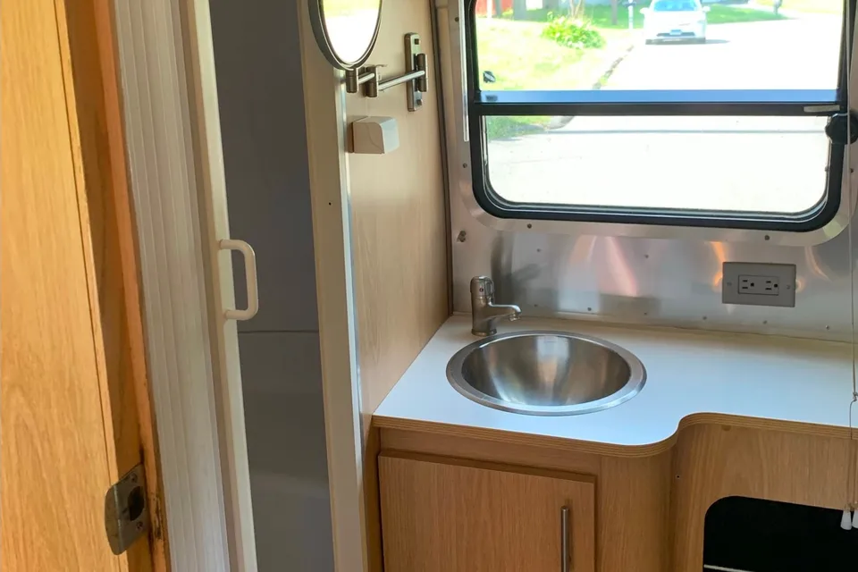 Gunnar the Airstream 