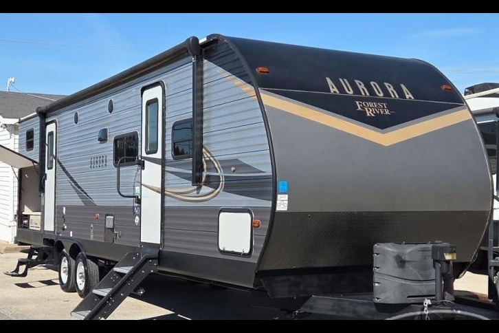 Aurora RV with Bunk Room: Fully Equipped: No Prep Fee: Delivery Available($85)