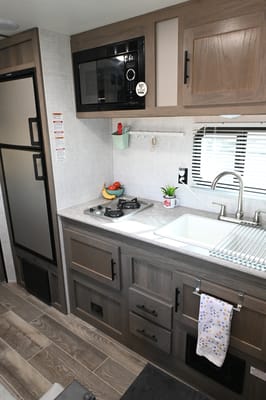Modern Camper with Plentiful Amenities