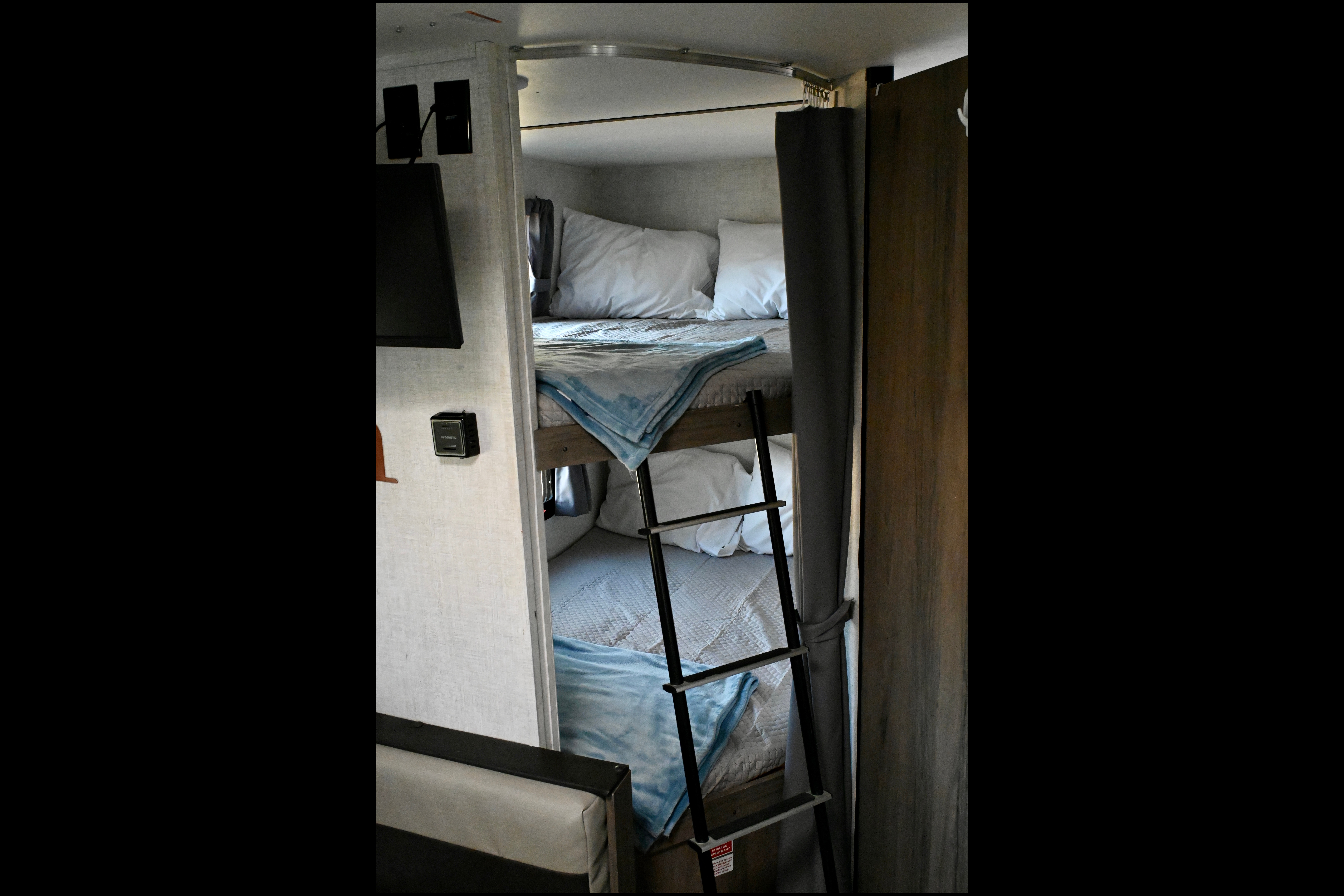Modern Camper with Plentiful Amenities