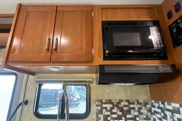 Colleen's Minnie Winnie Winnebago Class C