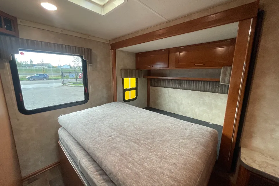 Colleen's Minnie Winnie Winnebago Class C