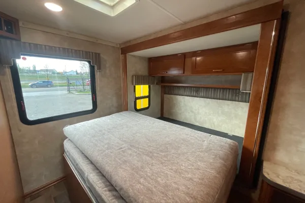 Colleen's Minnie Winnie Winnebago Class C