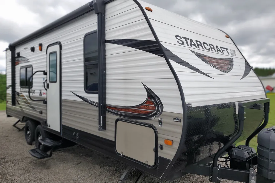 Starcraft 2018 Travel Trailer
