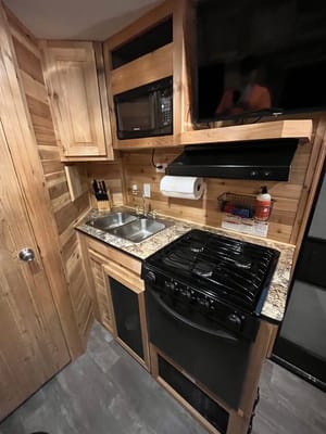 All Seasons Rent-All Fish Houses RV Recreation Series