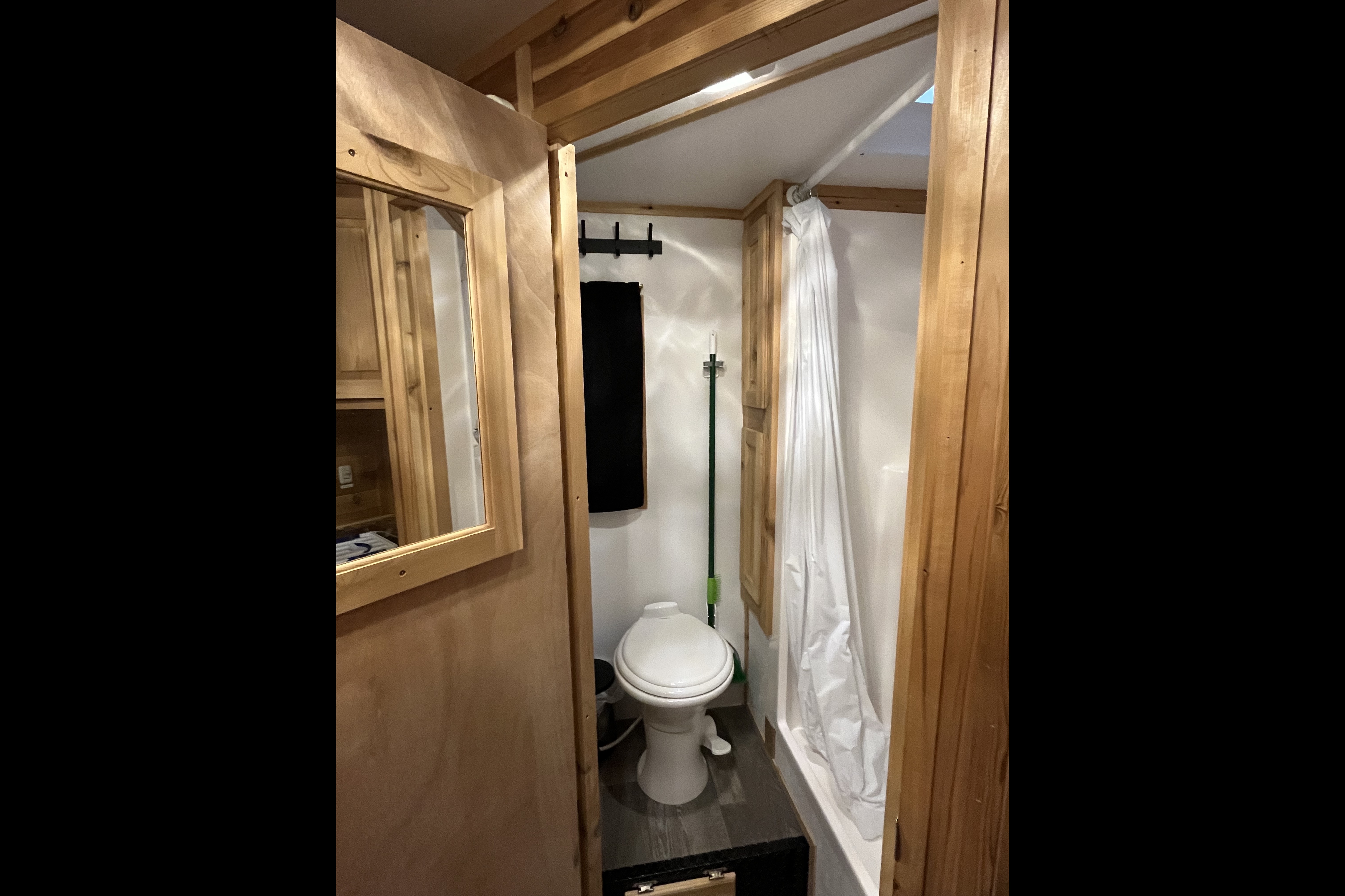 All Seasons Rent-All Fish Houses RV Recreation Series