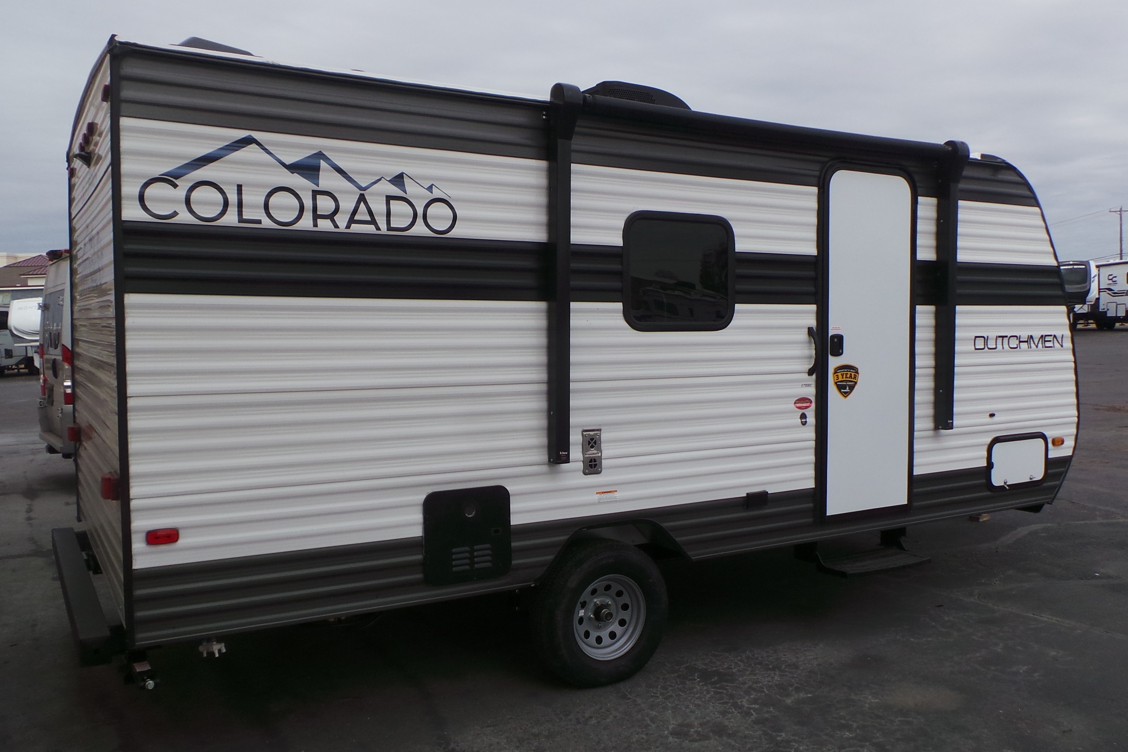 SDRV Rentals Keystone Colorado 17DHC Travel Trailer