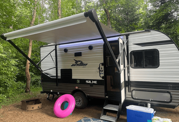 Classy, Clean, & New 2023 Comfort Trailer