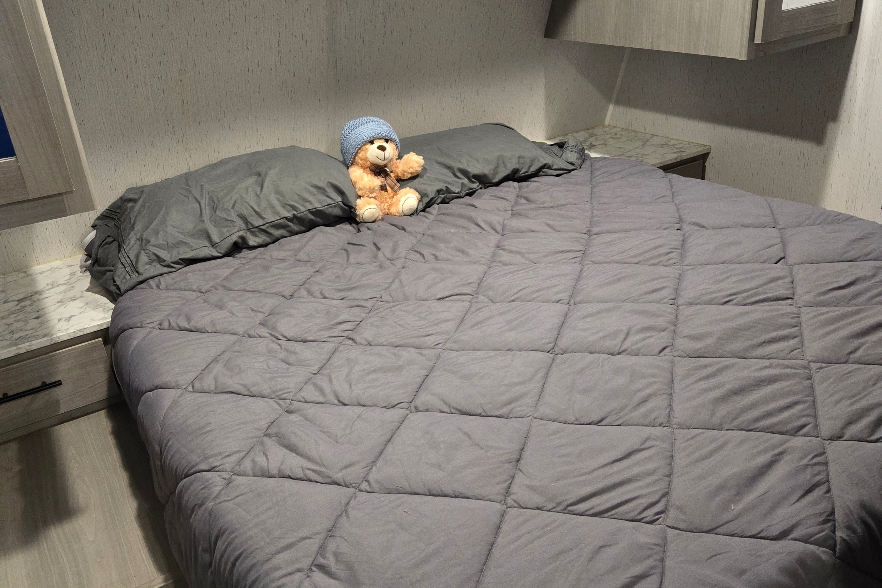 Spring Getaway Bunkhouse - 32ft- Sleeps 8