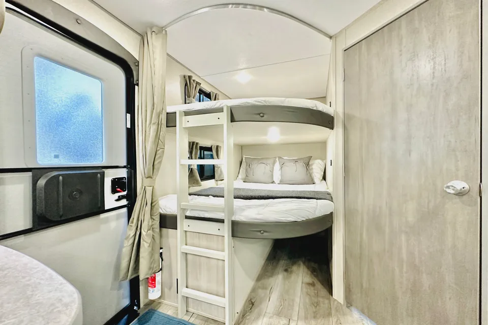 Amazing Legacy Bunkhouse "Fully Setup Disney Fort Wilderness Camper Experience"