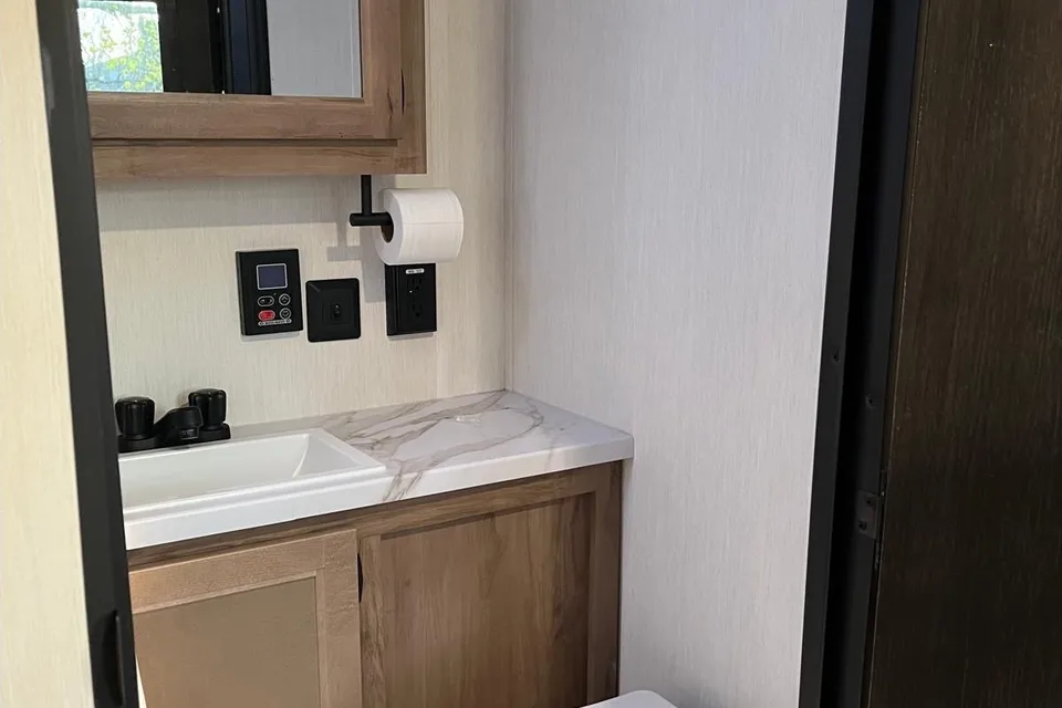 WanderLux 2025 Grey Wolf 20RDSE Travel Trailer