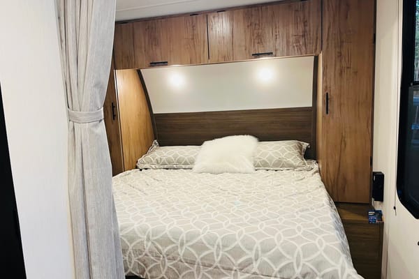WanderLux 2025 Grey Wolf 20RDSE Travel Trailer