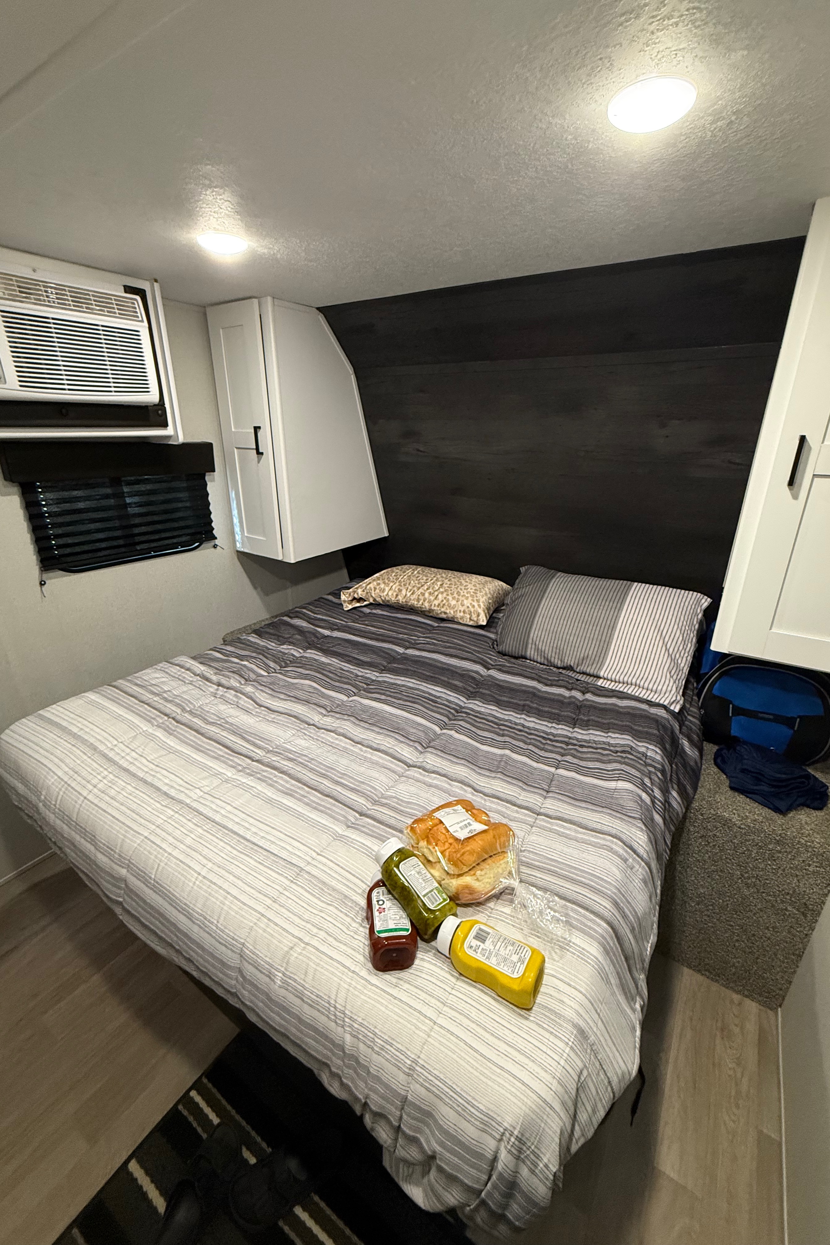 2021 Keystone Hideout - Perfect for Couples