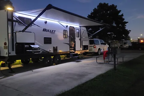 Crystal's Keystone 2430BH Travel Trailer