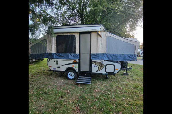 Johnny Z's Coachmen Clipper Sport Tent Trailer