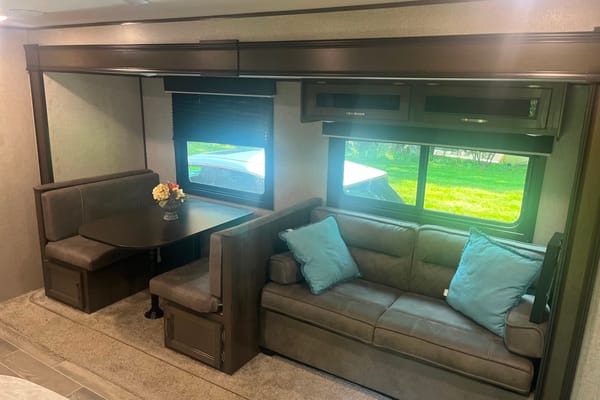 Fred’s Jayco Jay flight SLX 267BHS Travel Trailer