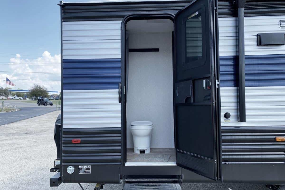 Cindy's Forest River 274BRB Travel Trailer