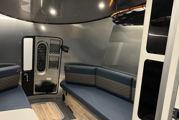 Jonathan 's Airstream Basecamp 20X Travel Trailer