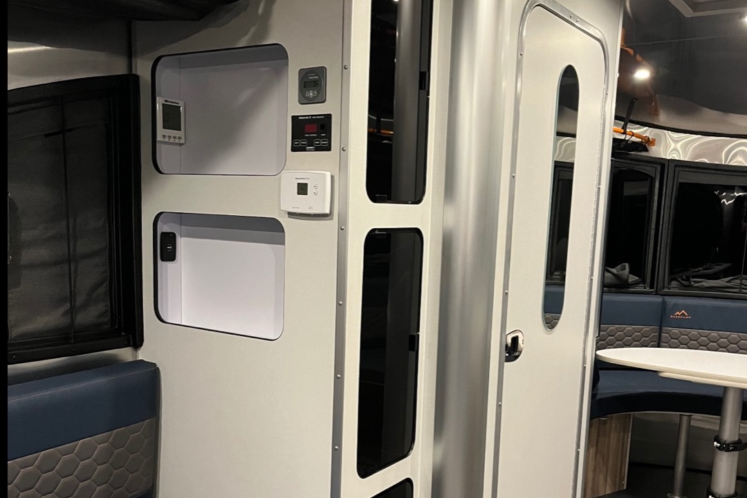 Jonathan 's Airstream Basecamp 20X Travel Trailer