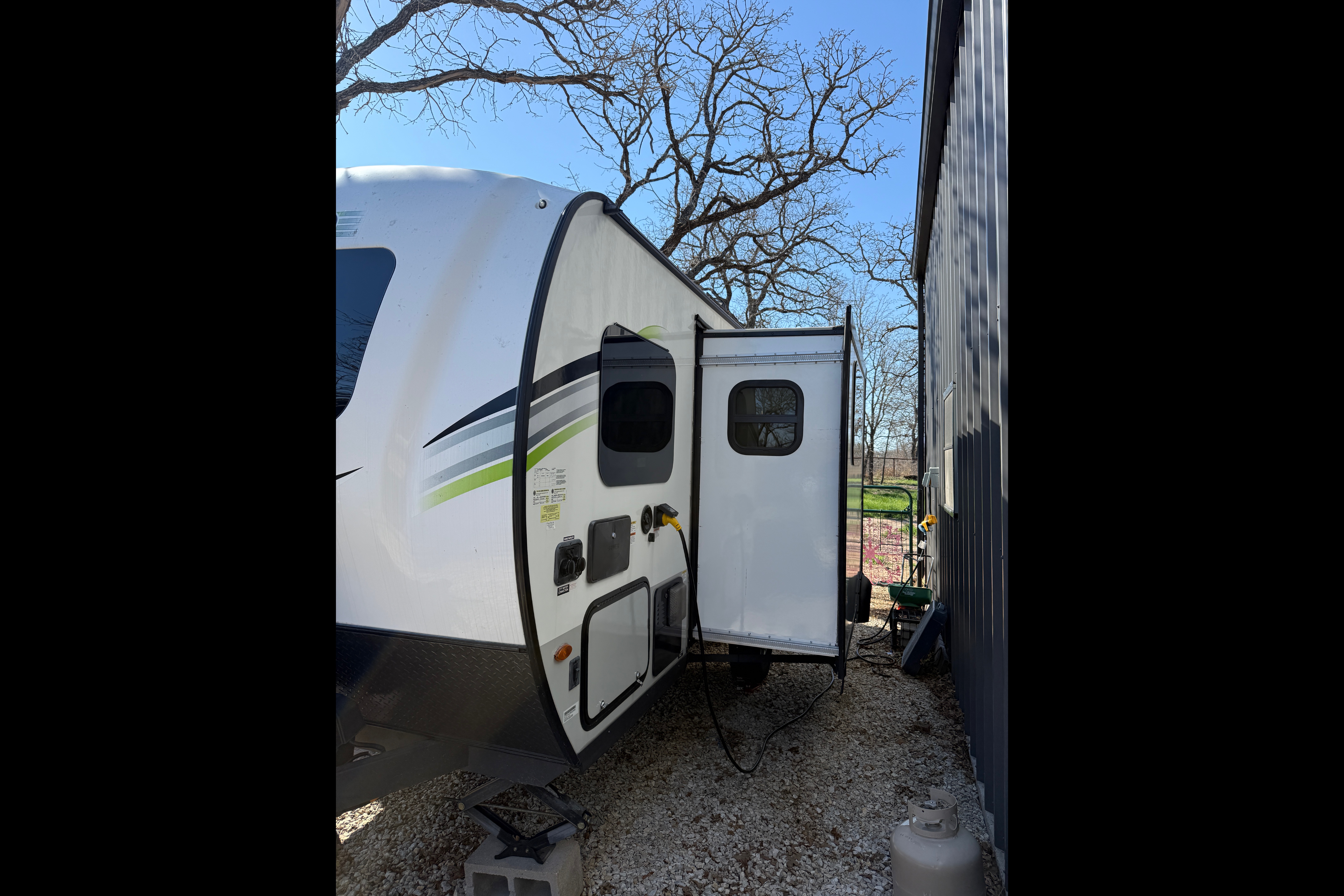 E-Pro 20’ Bunks