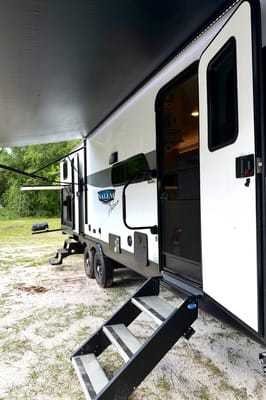 Eli's Forest River 32BHDSX Travel Trailer