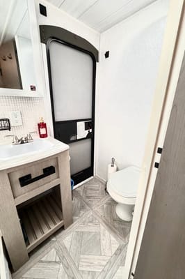 Eli's Forest River 32BHDSX Travel Trailer