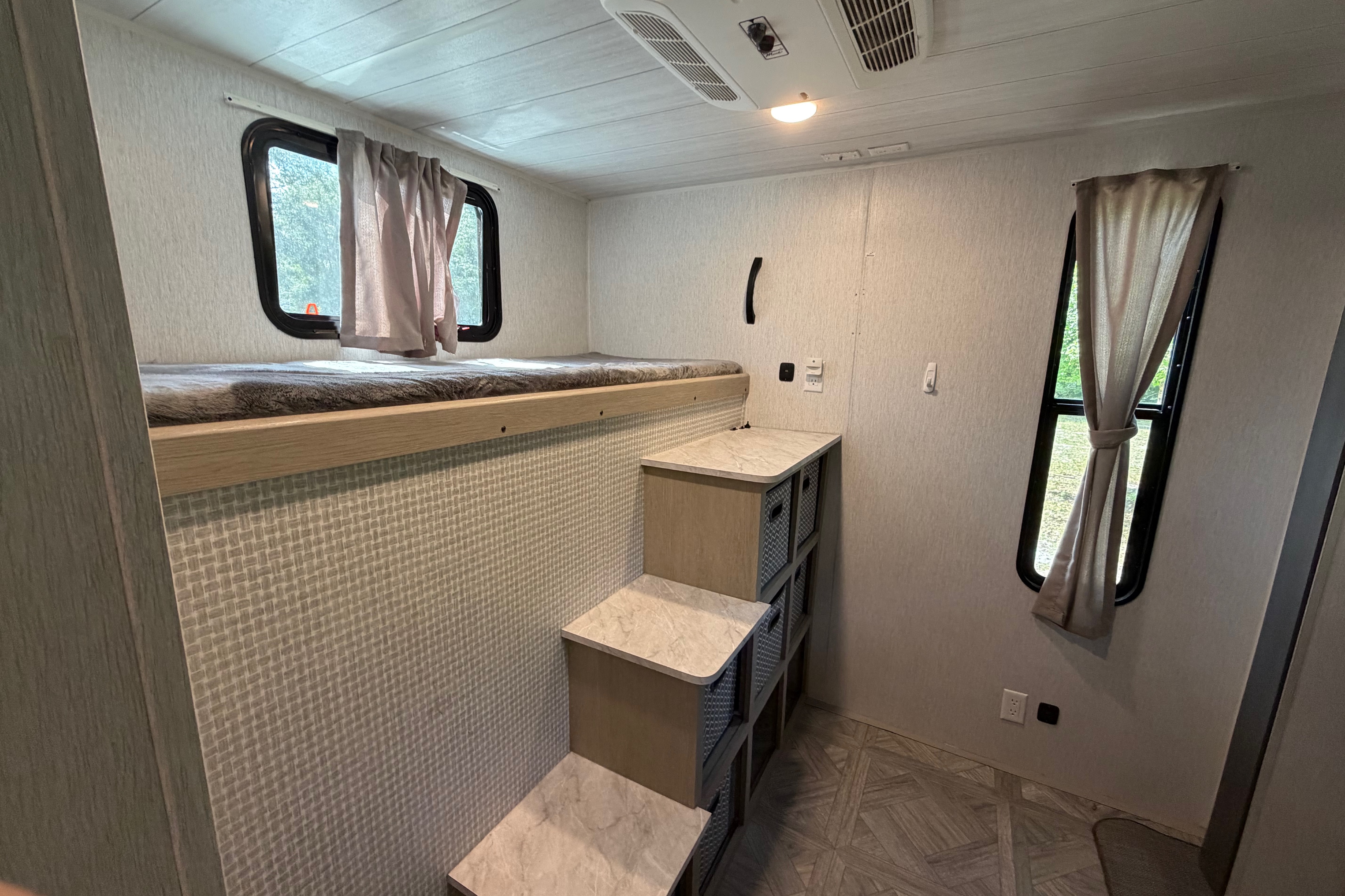 Eli's Forest River 32BHDSX Travel Trailer