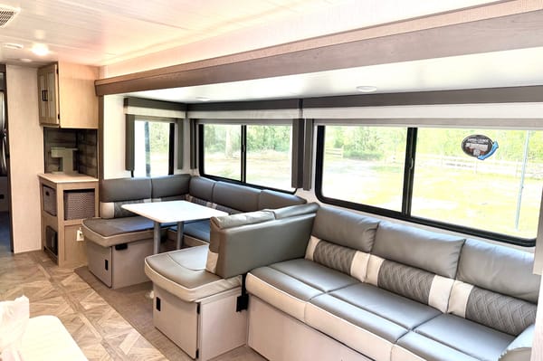 Eli's Forest River 32BHDSX Travel Trailer
