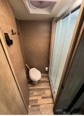 "Willow" Coachman Freelander 29KS Anniversary Edition Class C