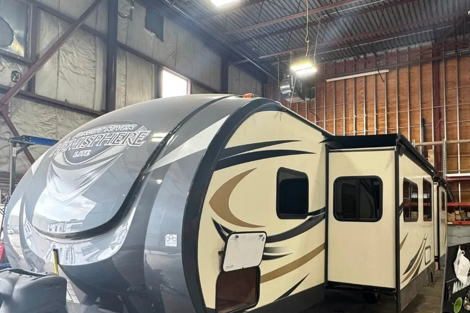 Tim's Forest River Hemisphere lite Travel Trailer