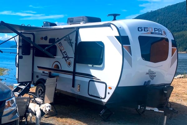 Pet friendly - On or off grid Geo pro Travel Trailer