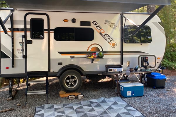 Pet friendly - On or off grid Geo pro Travel Trailer