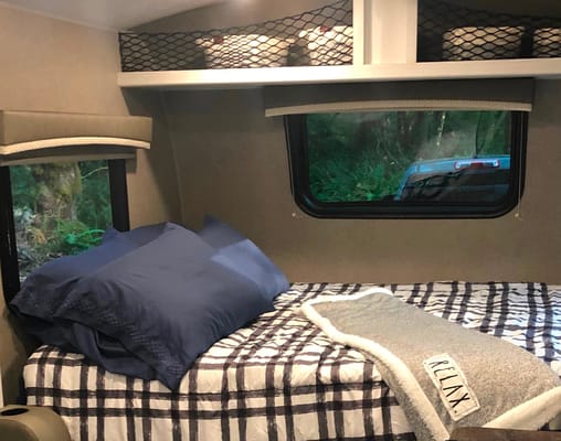 Pet friendly - On or off grid Geo pro Travel Trailer