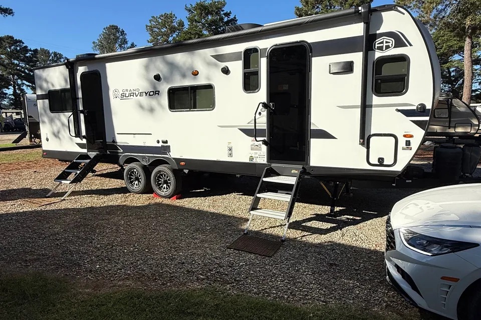Sam's Forest River 275 FKBS Travel Trailer