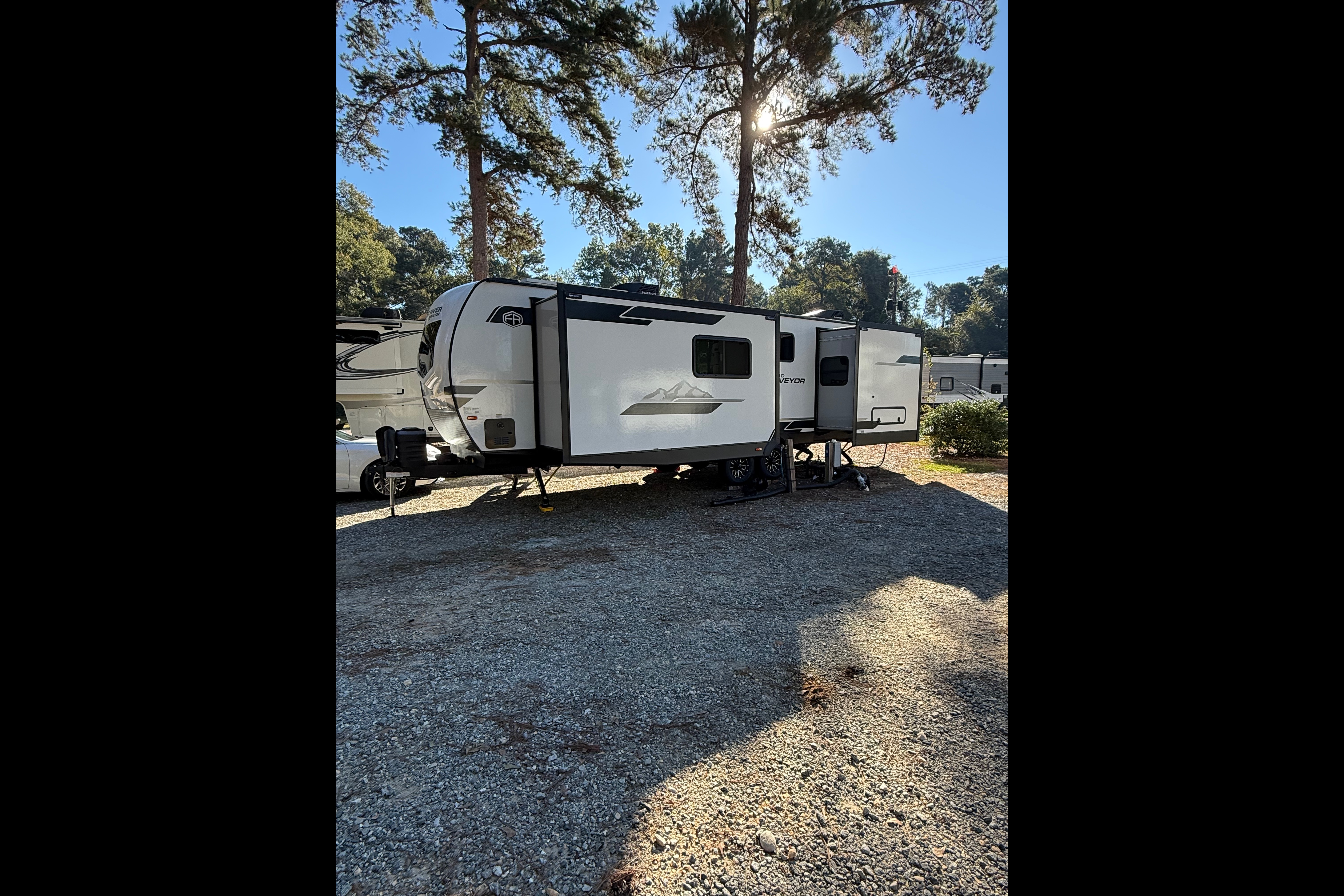 Sam's Forest River 275 FKBS Travel Trailer
