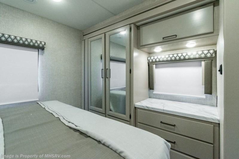 2025 Geneva – Class C | Sleeps 8 | Fully Equipped | BUNK BEDS & KIDS