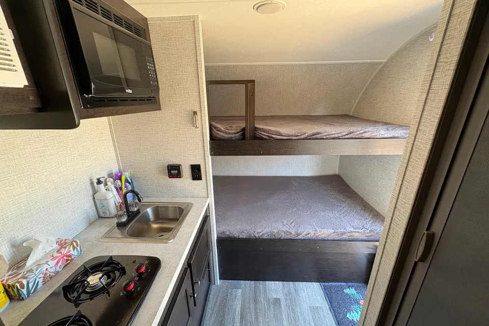 Bushwacker plus Braxton creek Travel Trailer