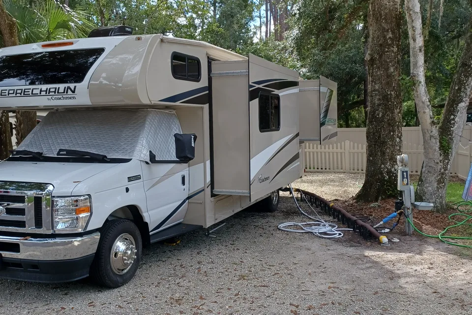 Rays coachman leprechan 260ds Class C