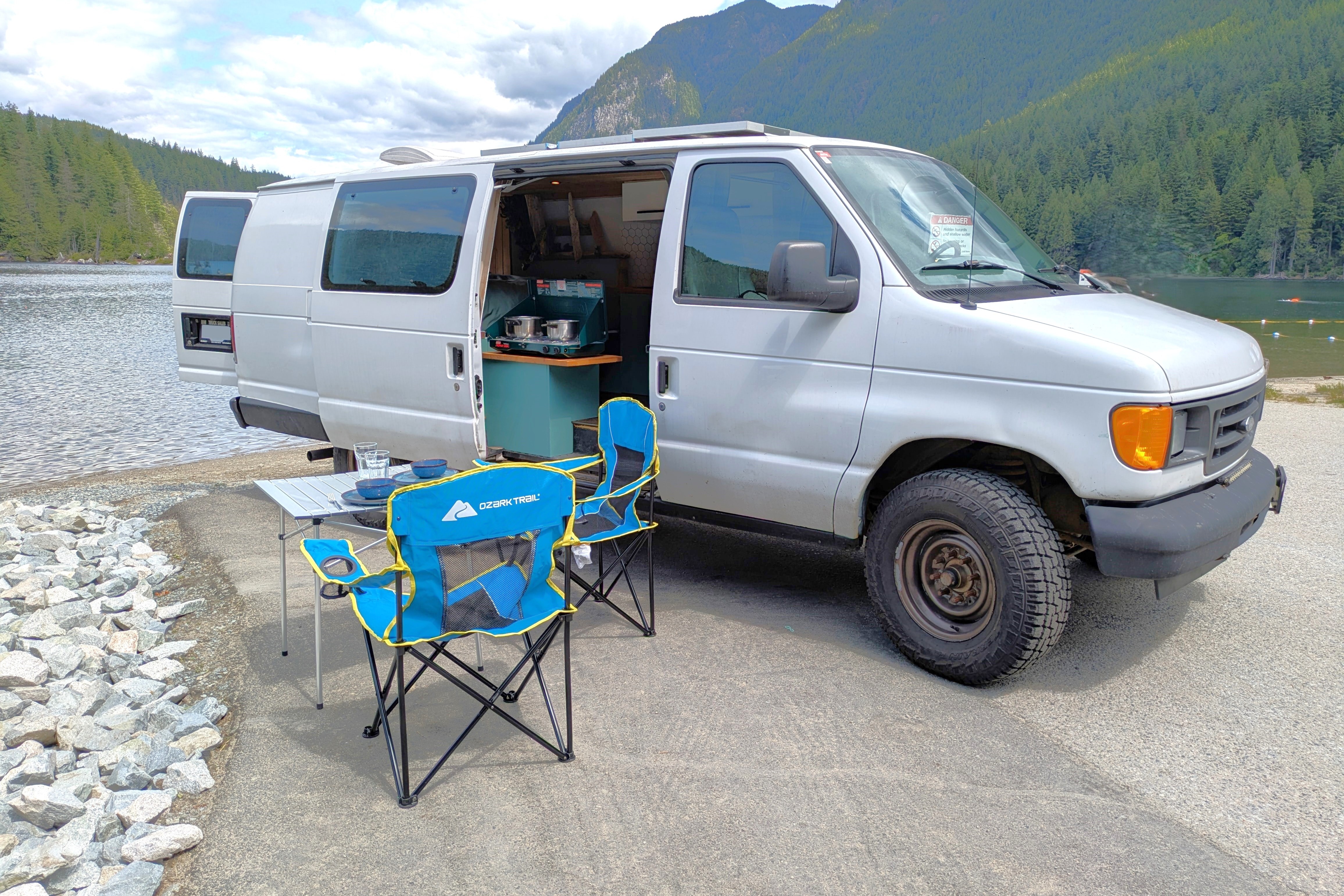 Extra Long Bed 6ft6" Heated Solar Powered Cosy Cabin on Wheels!