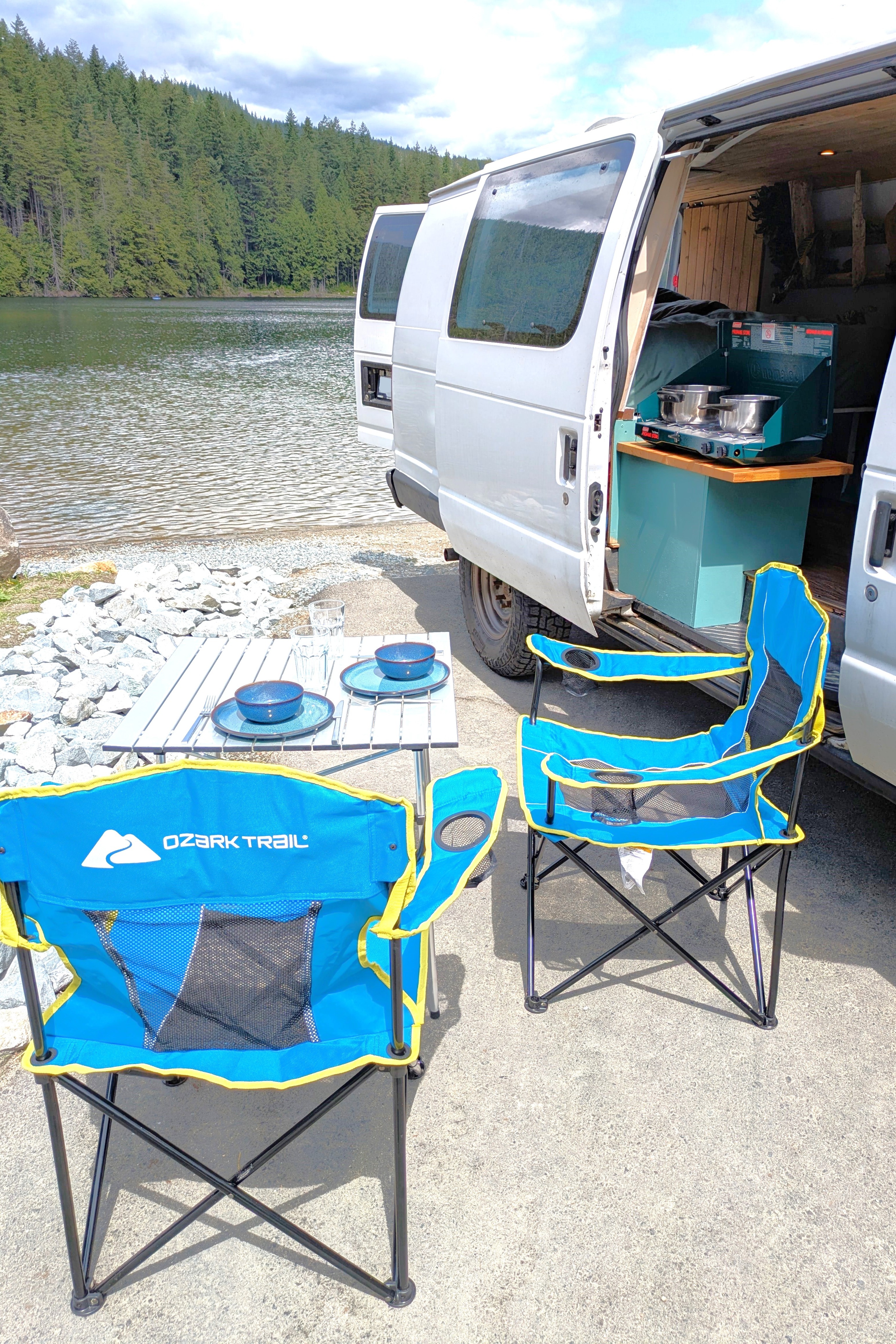 Extra Long Bed 6ft6" Heated Solar Powered Cosy Cabin on Wheels!