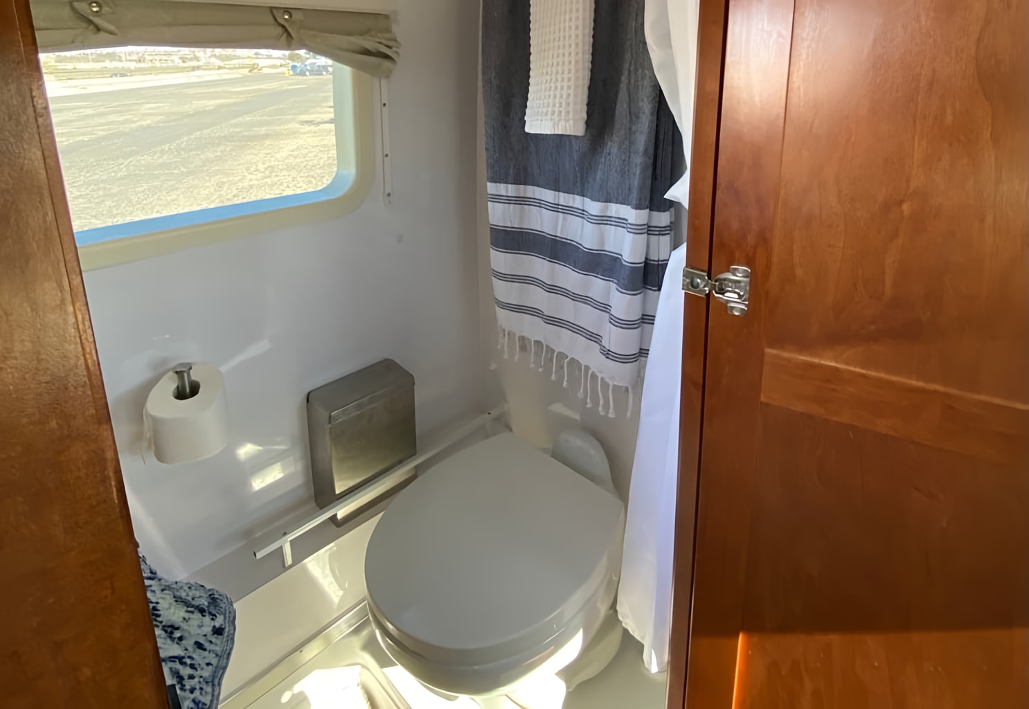 Luxury Class B Camper Van Glamping | King Bed, Bathroom, Generator