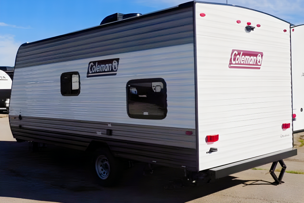 2022 Coleman Lantern Travel Trailer
